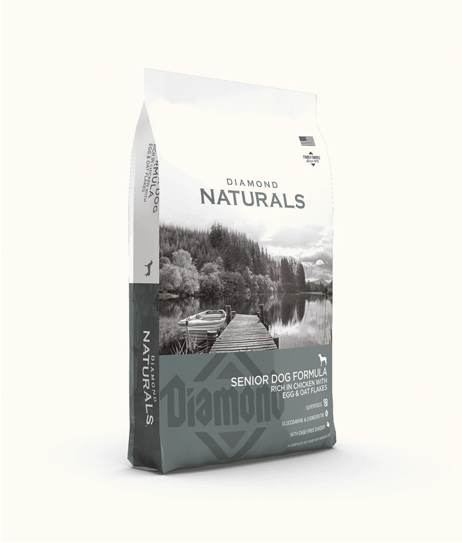 Diamond Naturals Senior Dog Chicken, Egg & Oatmeal Formula Formula 7.5kg | Dashing Pets